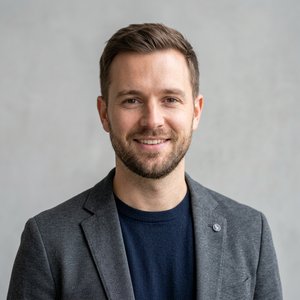 Dr. Rachel Simmons, certified sleep specialist